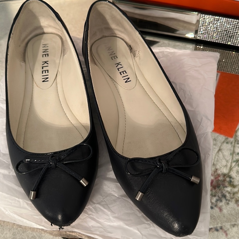 Anne Klein pointy toe ballet flats size 7